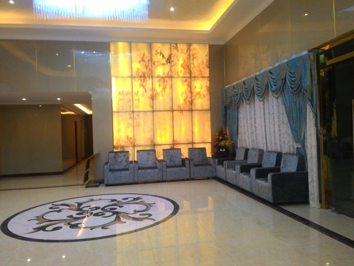 Apollo Hotel Yangon Exteriör bild