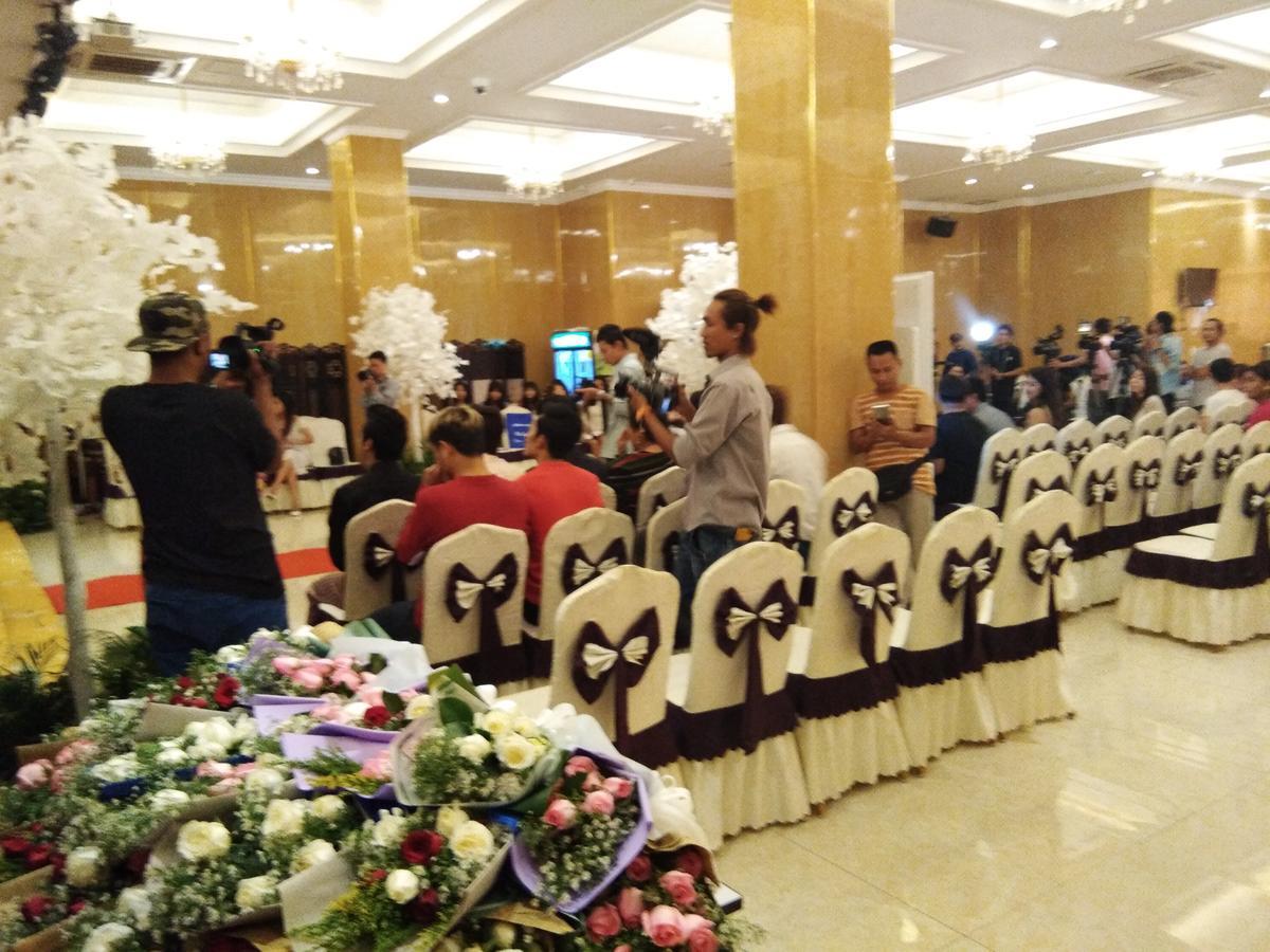 Apollo Hotel Yangon Exteriör bild