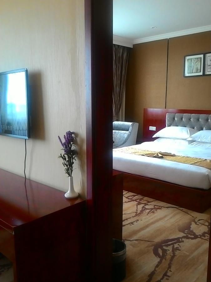 Apollo Hotel Yangon Exteriör bild