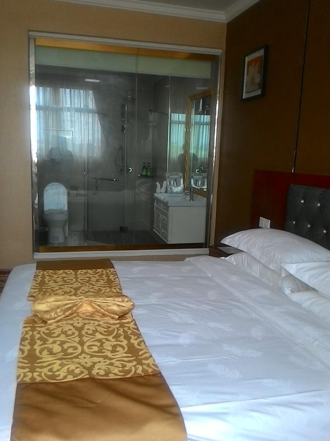 Apollo Hotel Yangon Exteriör bild