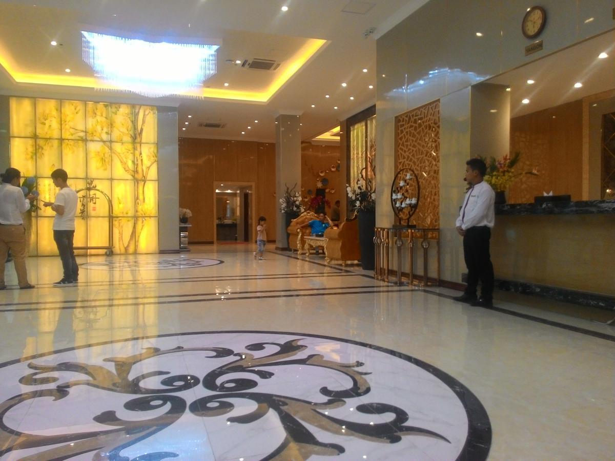 Apollo Hotel Yangon Exteriör bild