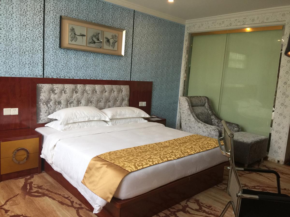 Apollo Hotel Yangon Exteriör bild
